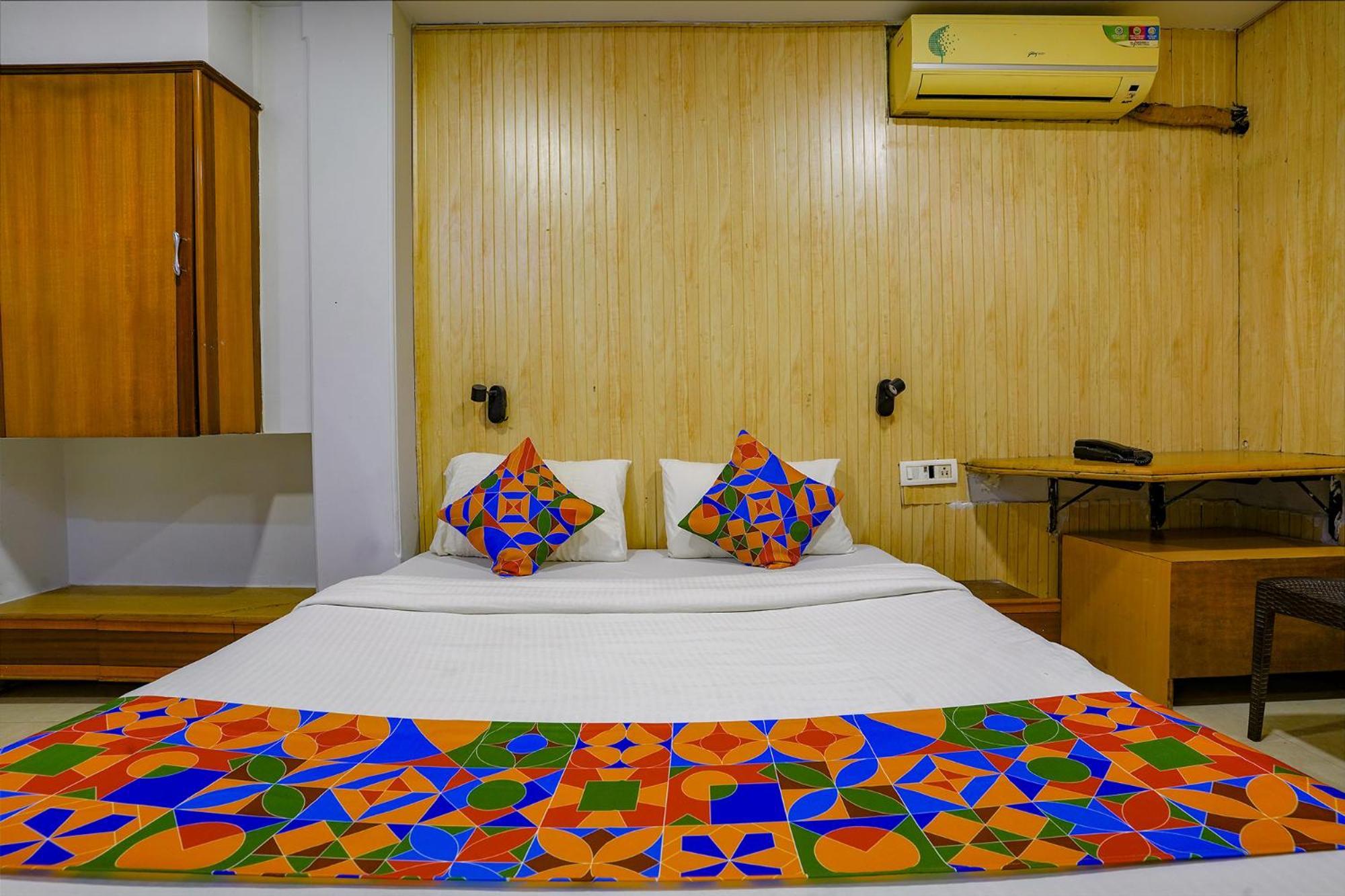 מלון מומביי Fabexpress Manas Residency מראה חיצוני תמונה
