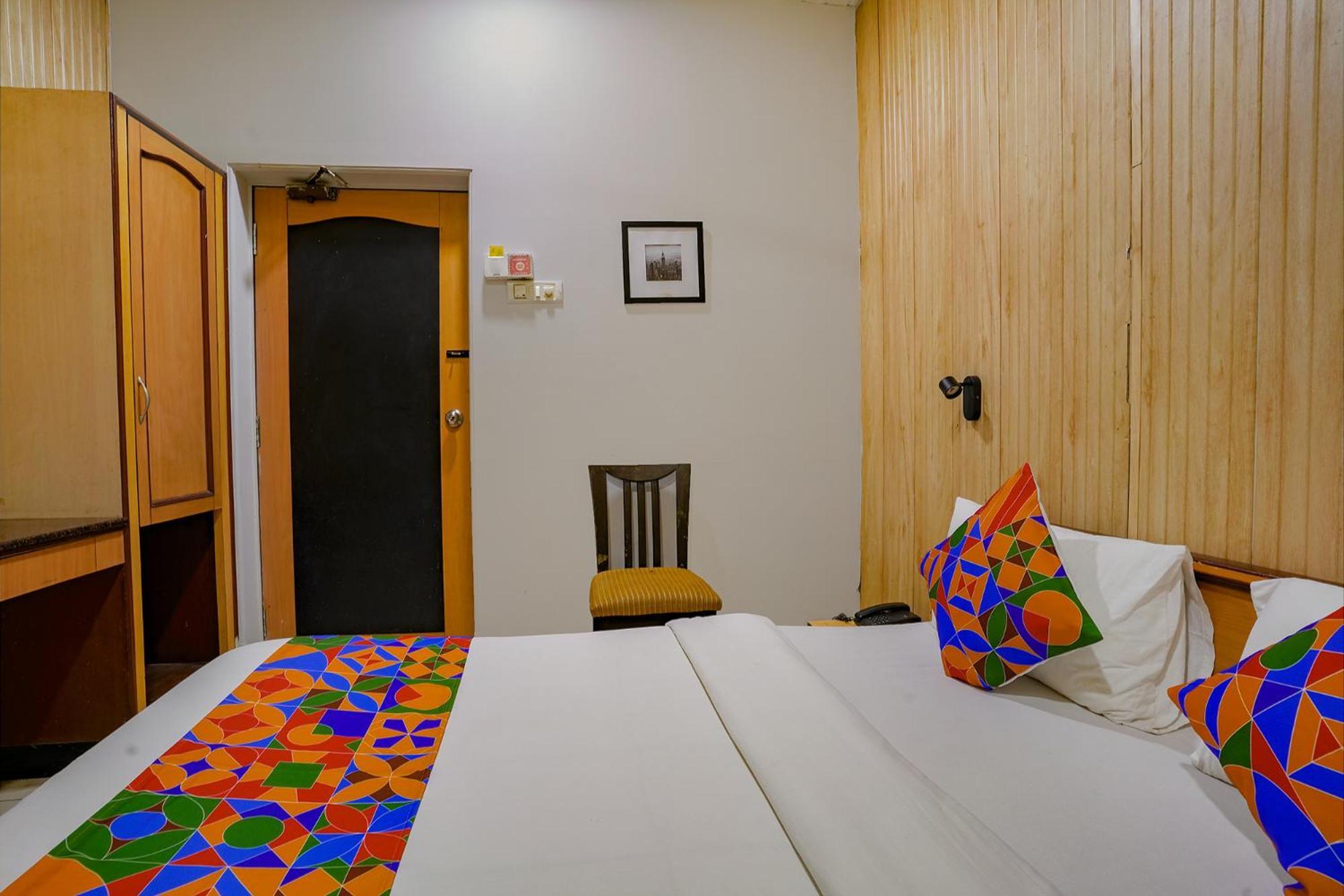 מלון מומביי Fabexpress Manas Residency מראה חיצוני תמונה